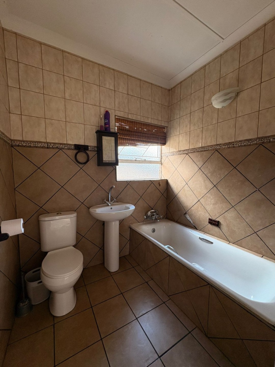 3 Bedroom Property for Sale in Flimieda North West